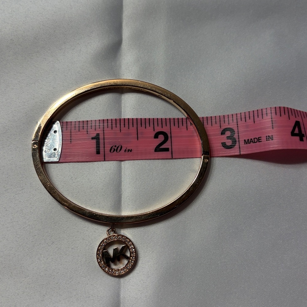Michael kors bangle bracelet - Picture 2 of 2
